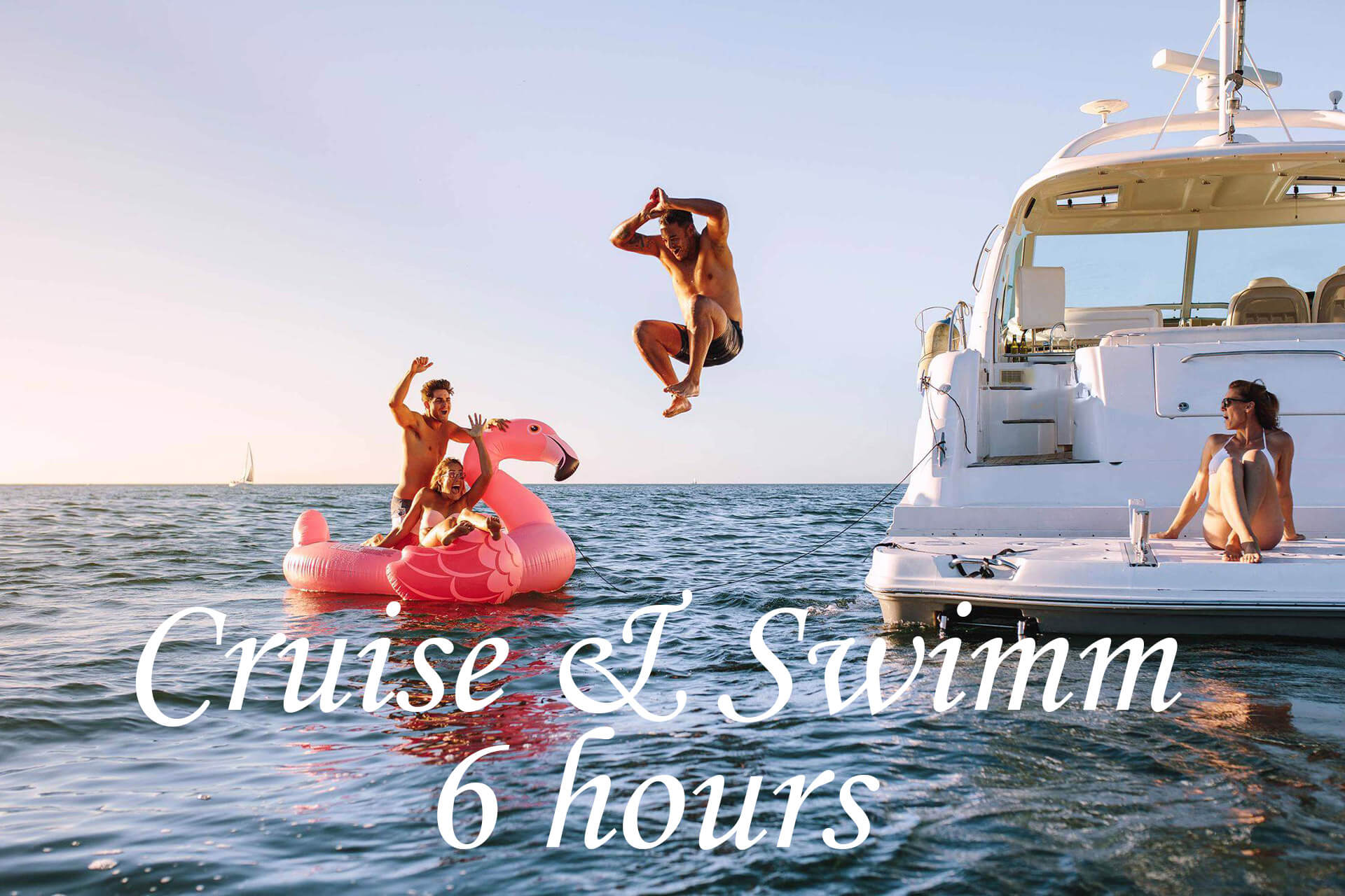 Read more about the article Passeio de Barco com Mergulhos na Baía de Cascais