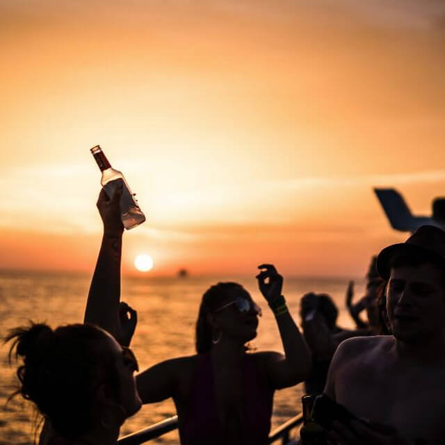 Festa no iate em Cascais